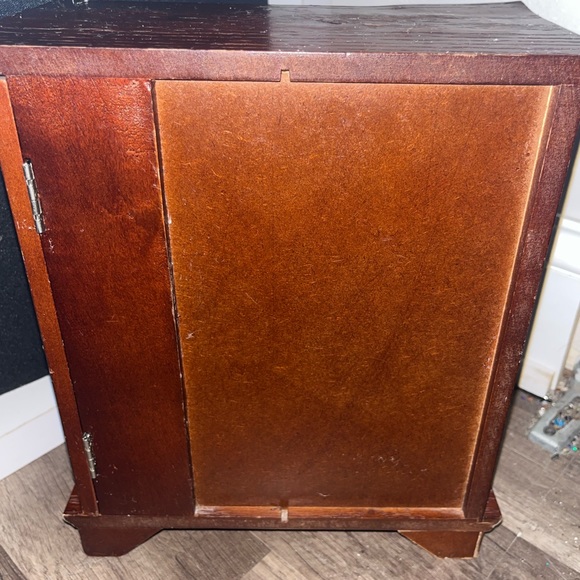 Jewelry box - Picture 8 of 11